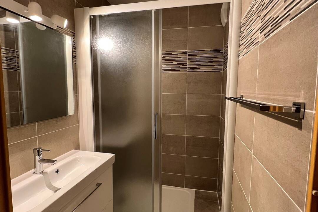 Photo of Bathroom in Le Grau-Du-Roi