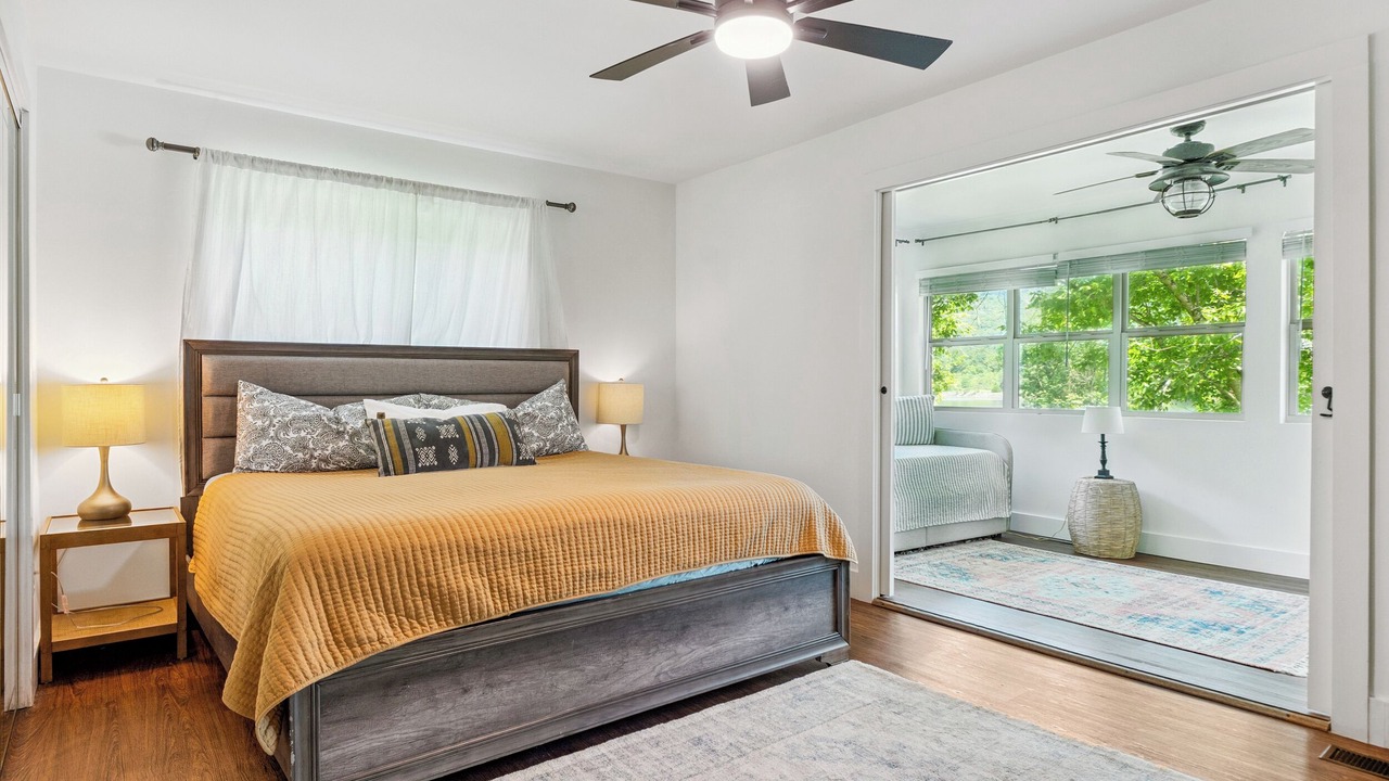 Photo of Bedroom in Whiteside