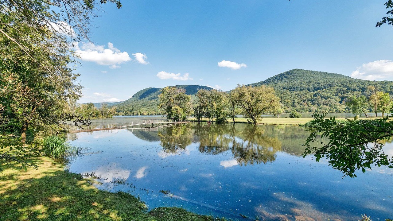 Photo of Outdoor in Whiteside