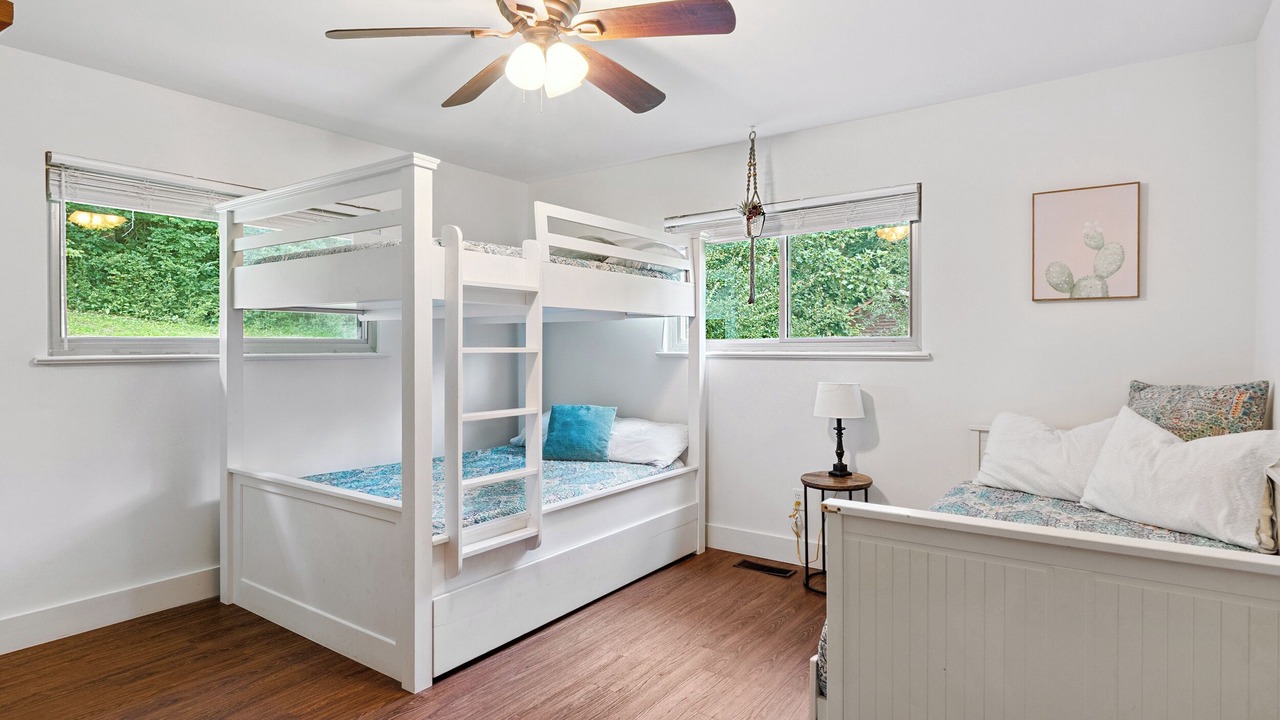 Photo of Bedroom in Whiteside