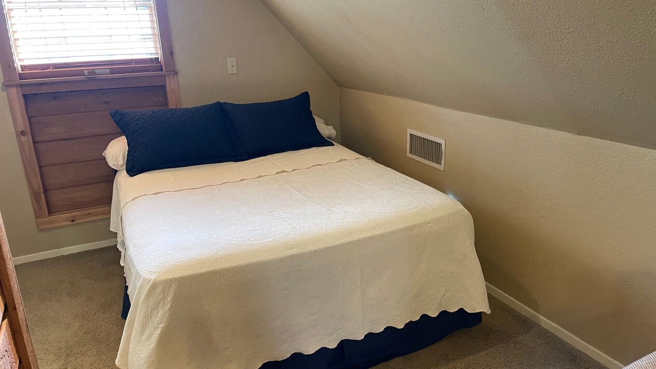 Photo of Bedroom in Grand Saline