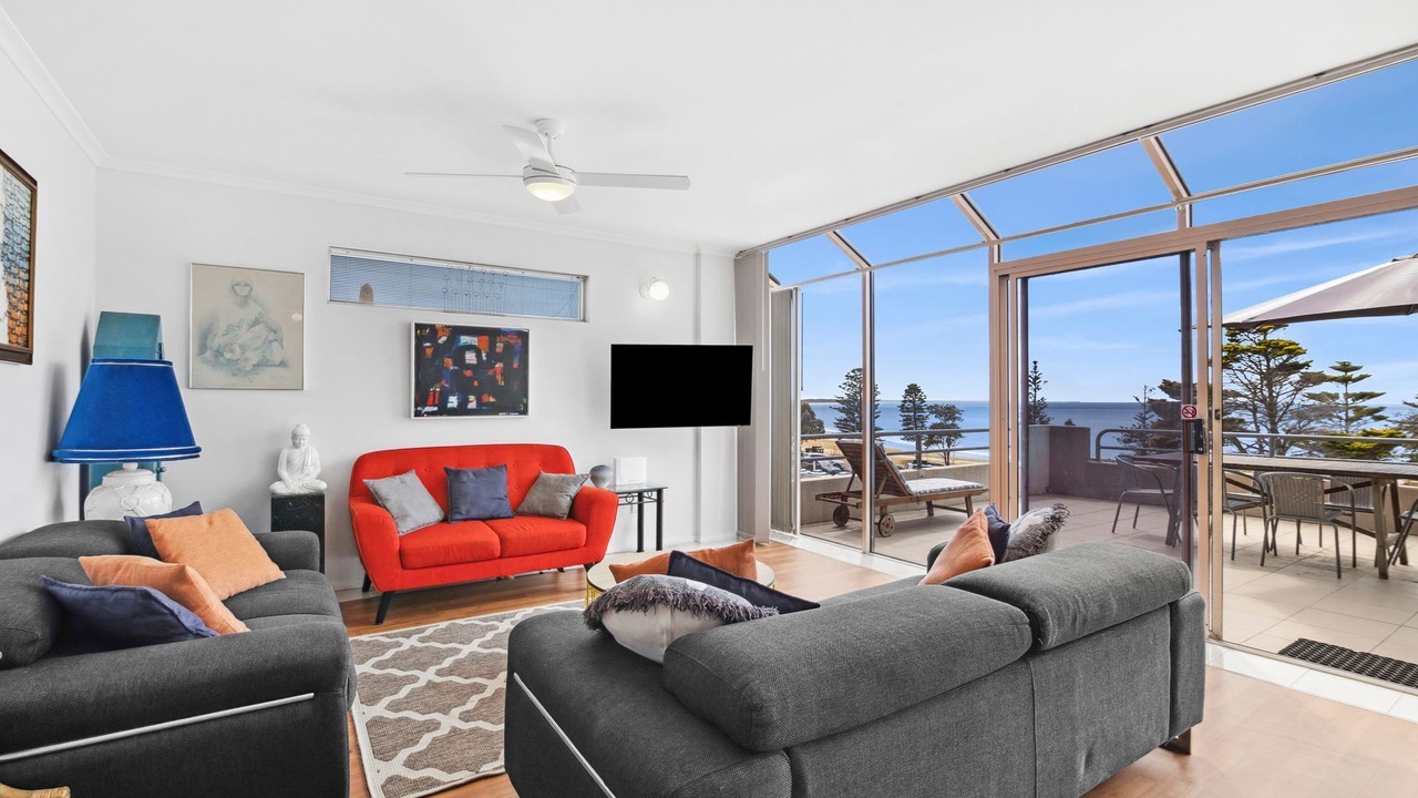 Photo of Livingroom in Torquay