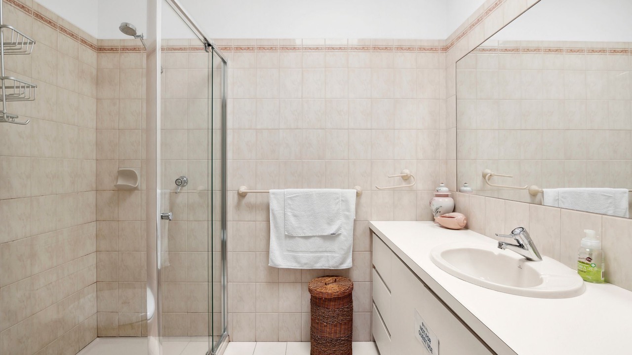 Photo of Bathroom in Torquay