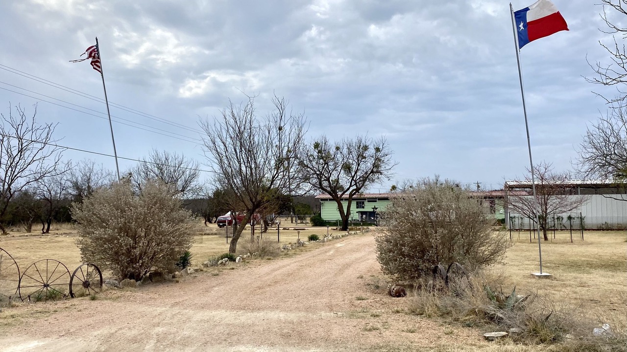 Photo of Outdoor in Millersview