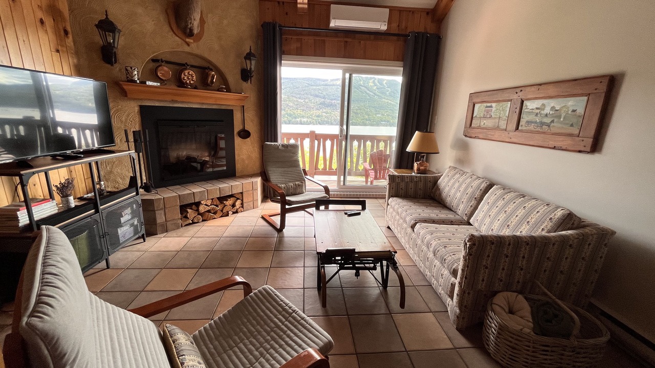 Photo of Livingroom in Mont-Tremblant