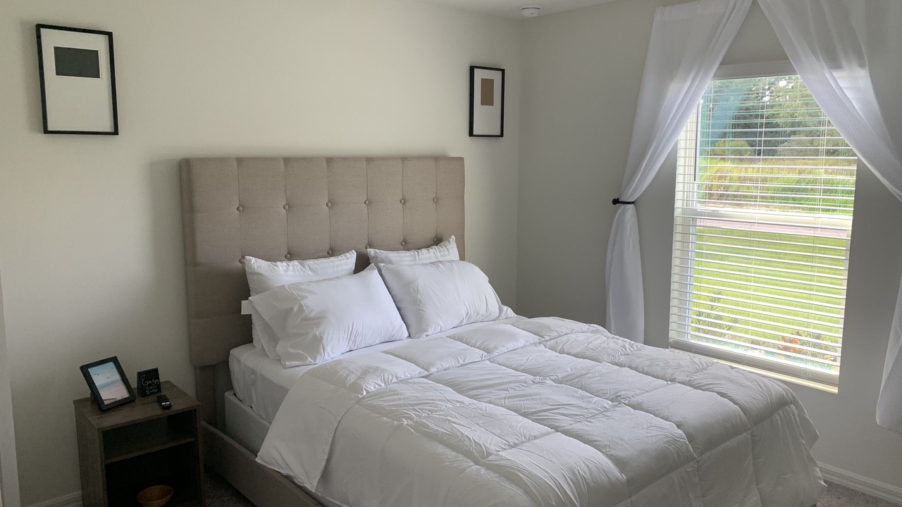 Photo of Bedroom in Fedhaven