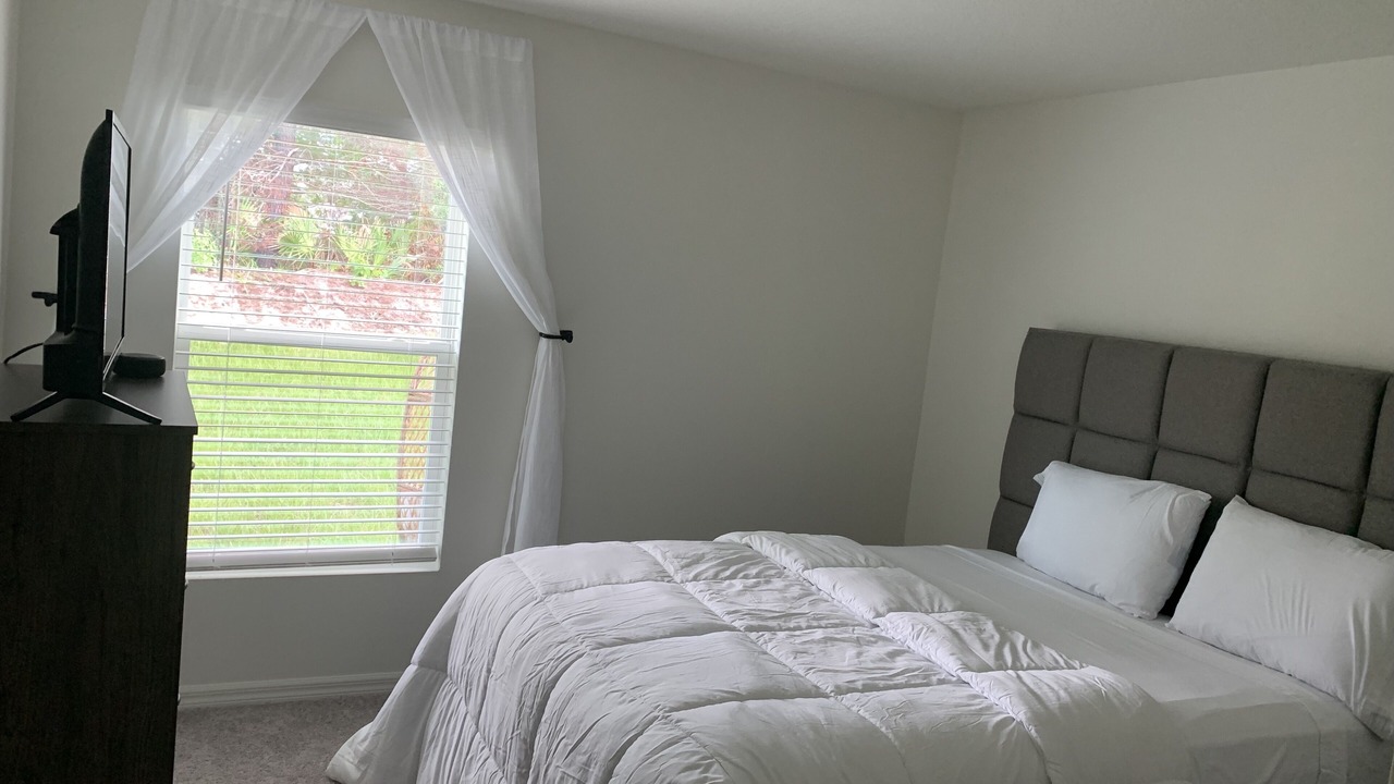 Photo of Bedroom in Fedhaven