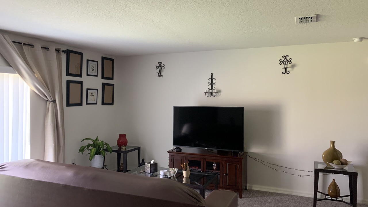 Photo of Livingroom in Fedhaven