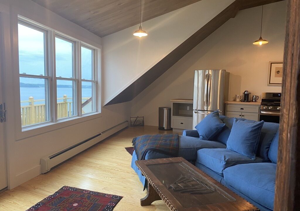 Photo of Livingroom in Eastport