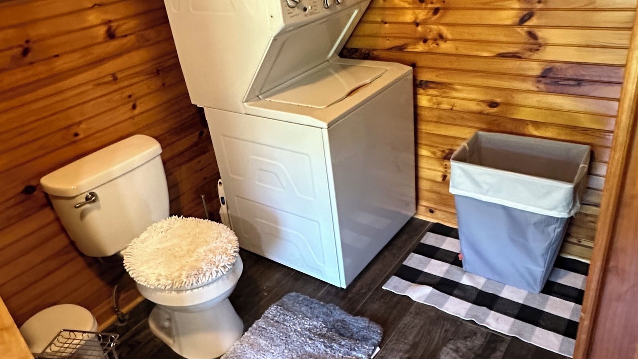 Photo of Bathroom in Ellijay
