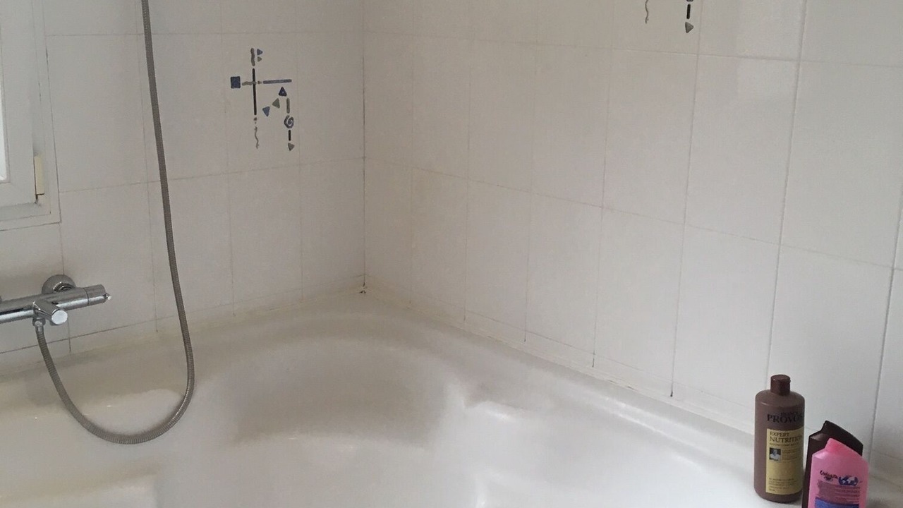 Photo of Bathroom in Garrigues