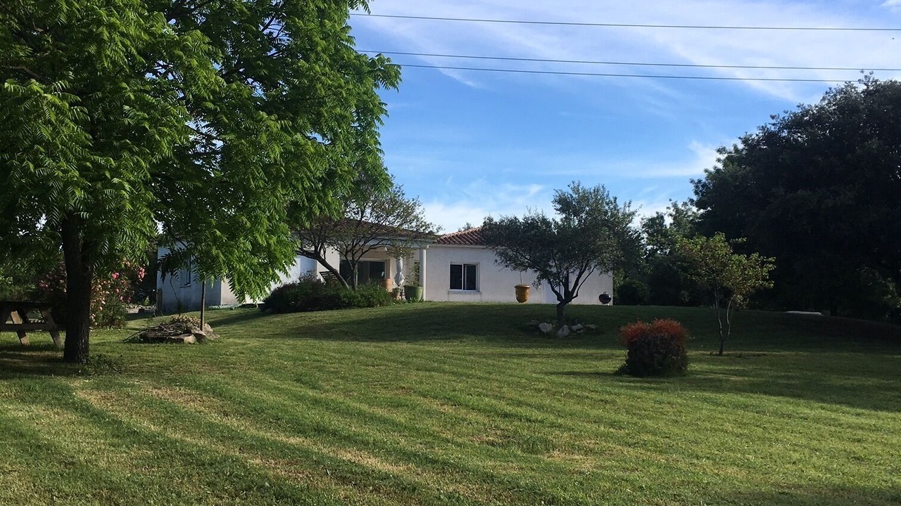 Photo of Outdoor in Garrigues