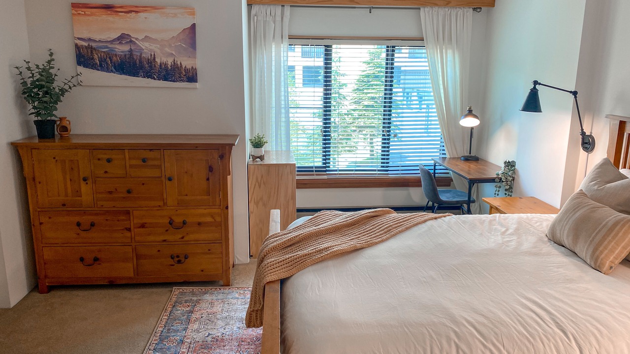 Photo of Bedroom in Snowshoe