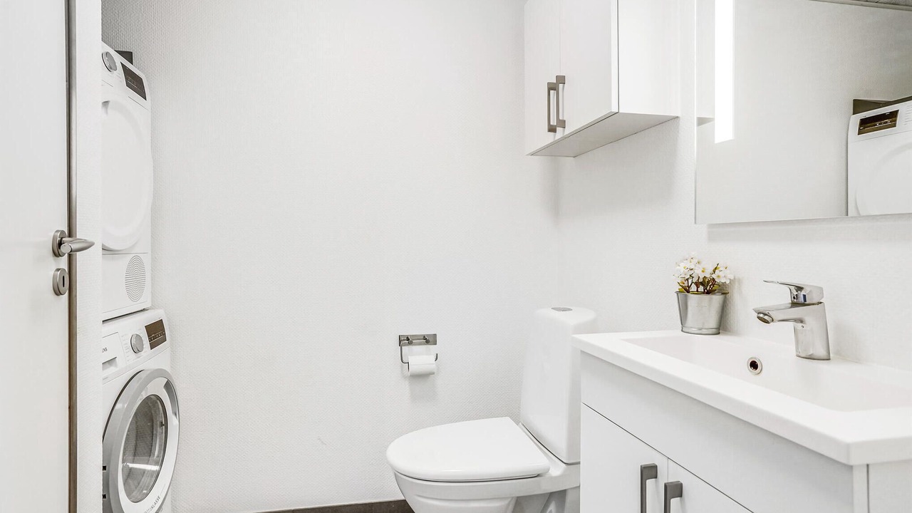 Photo of Bathroom in Mommark Strand