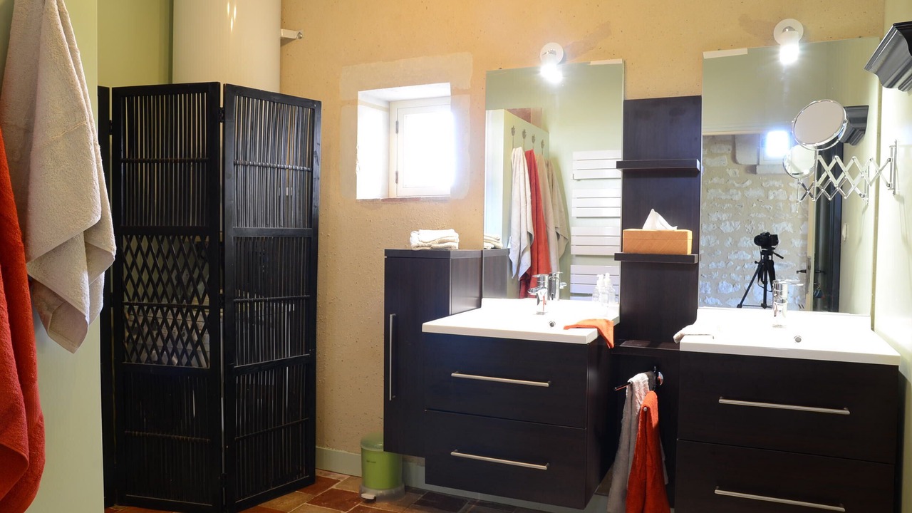 Photo of Bathroom in Ligre