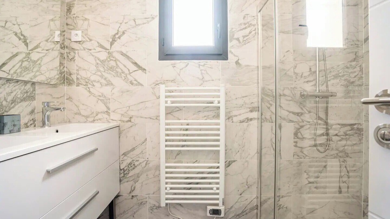 Photo of Bathroom in Saint-Martin-d'Ardeche