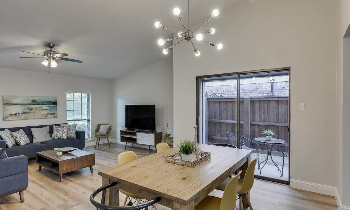 Photo of Livingroom in Dallas