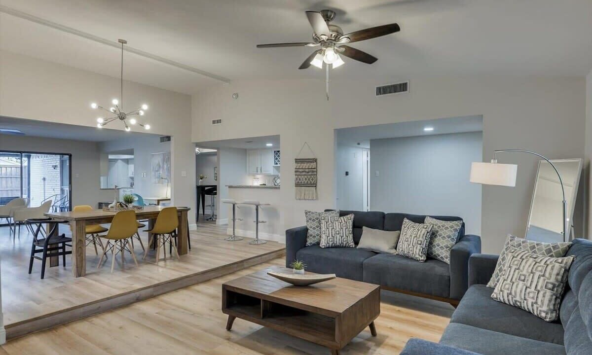 Photo of Livingroom in Dallas