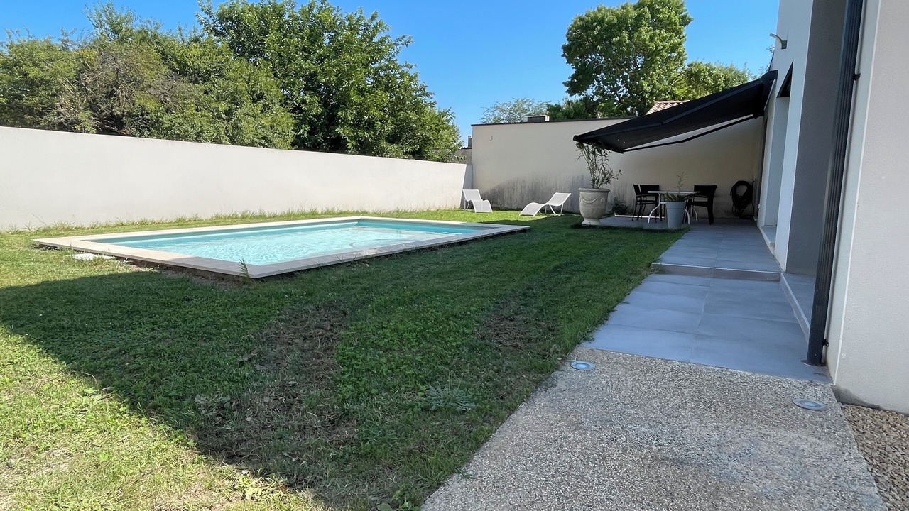 Photo of Outdoor in Camaret-sur-Aigues