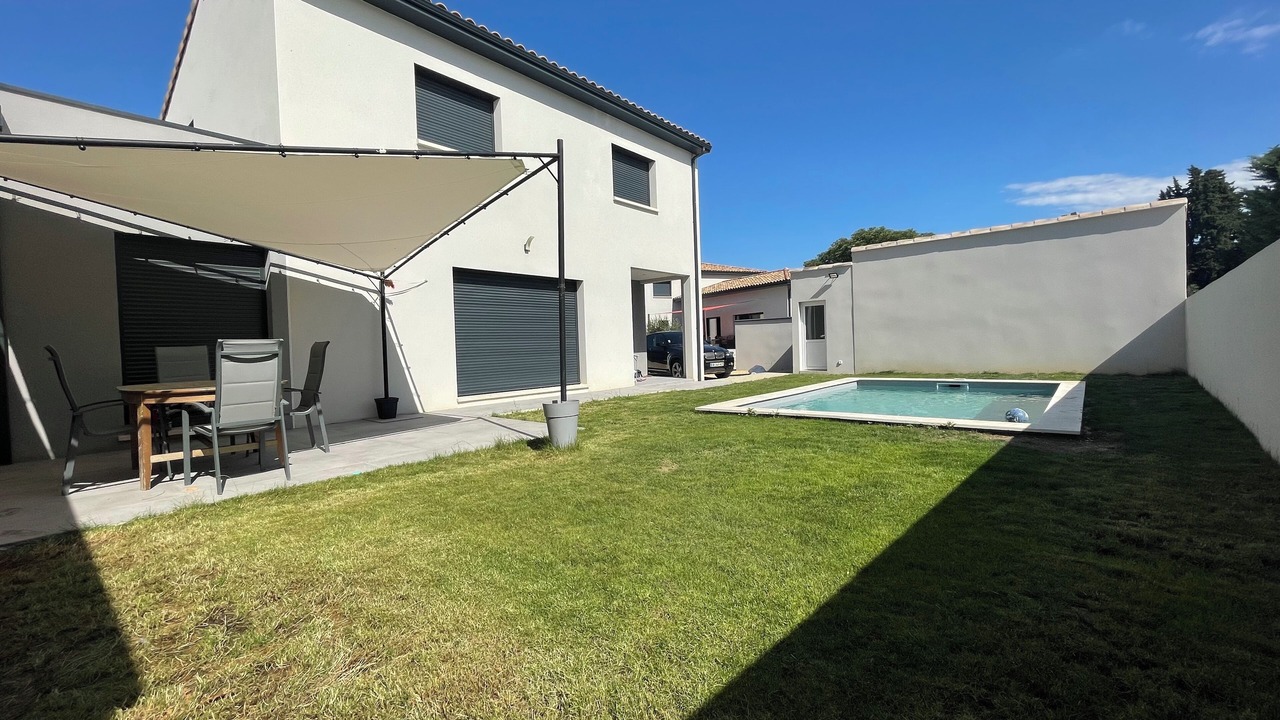 Photo of Outdoor in Camaret-sur-Aigues