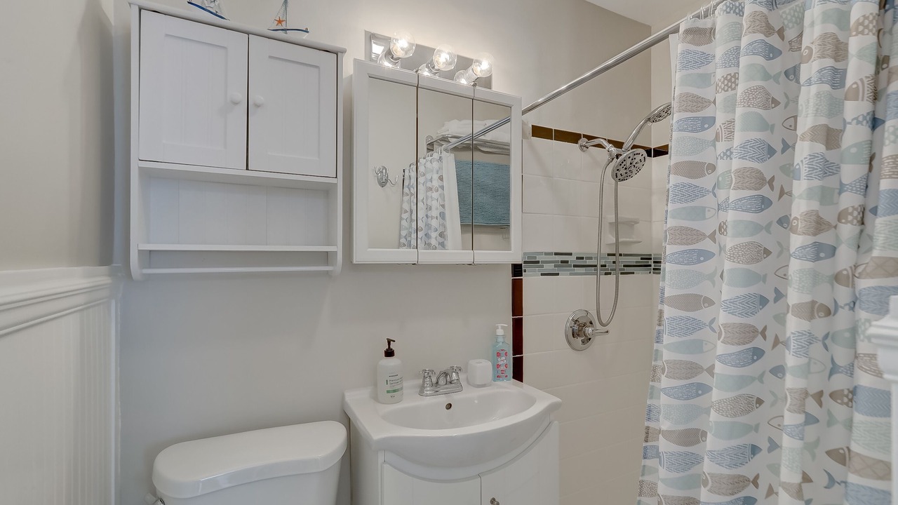 Photo of Bathroom in Coral Brook