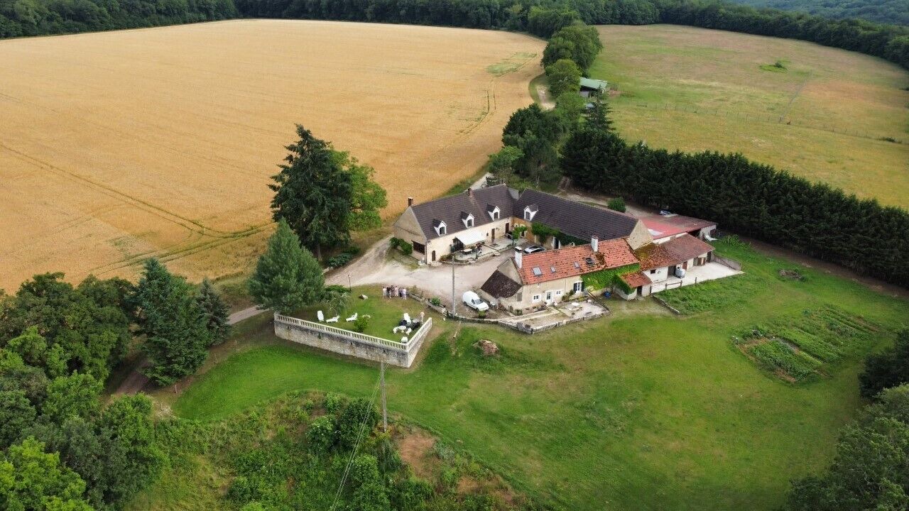 Photo of Outdoor in Chatel-Censoir