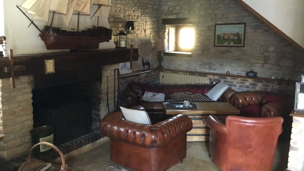 Photo of Livingroom in Chatel-Censoir