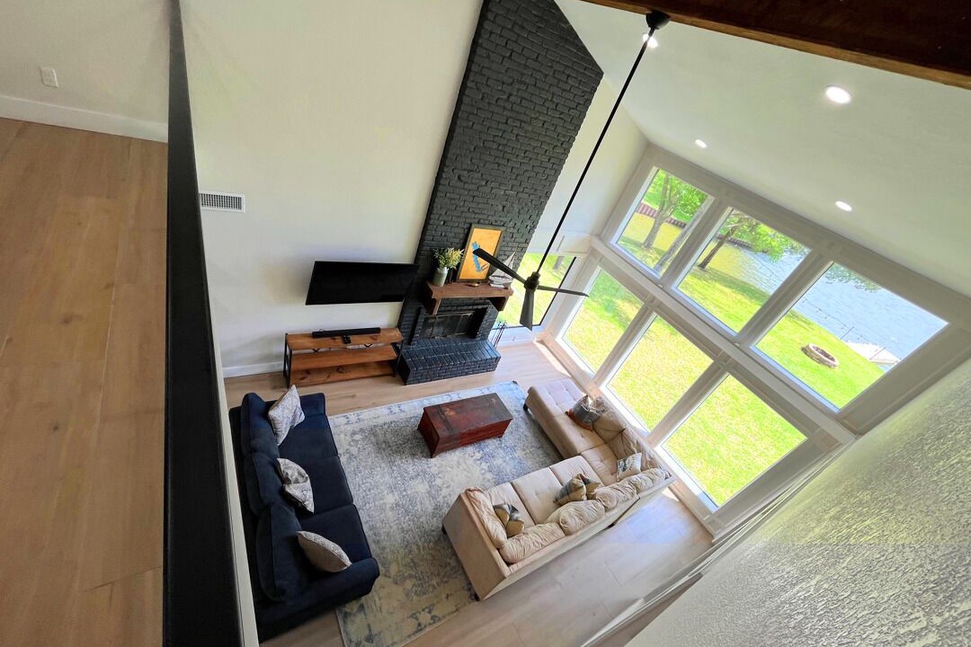 Photo of Livingroom in Carolyn Estates