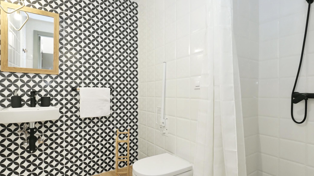 Photo of Bathroom in Collblanc y La Torrassa