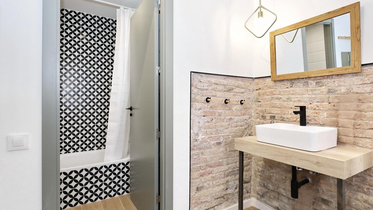 Photo of Bathroom in Collblanc y La Torrassa