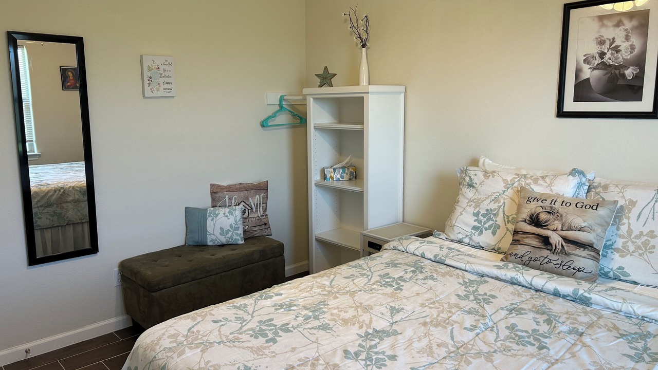 Photo of Bedroom in Paige