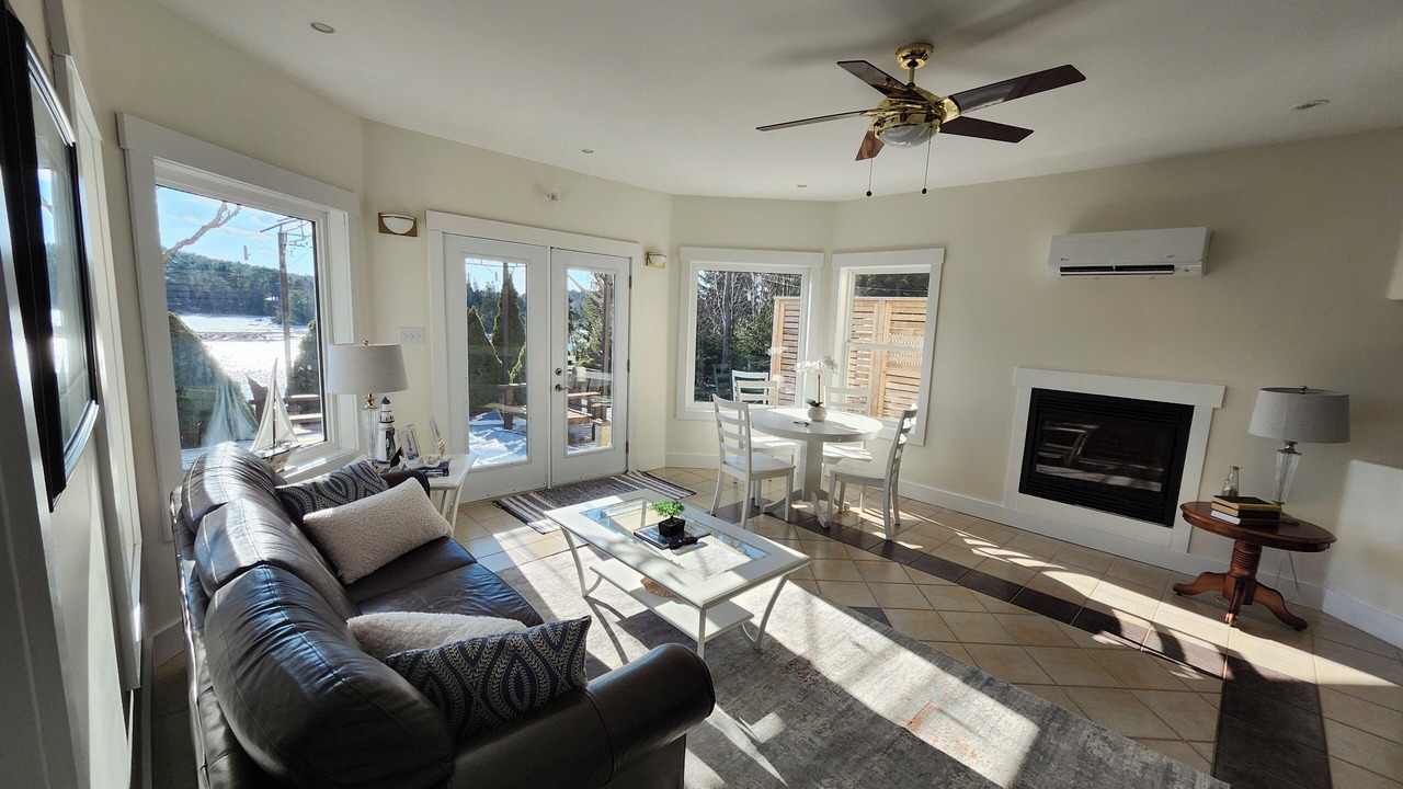 Photo of Livingroom in Tantallon