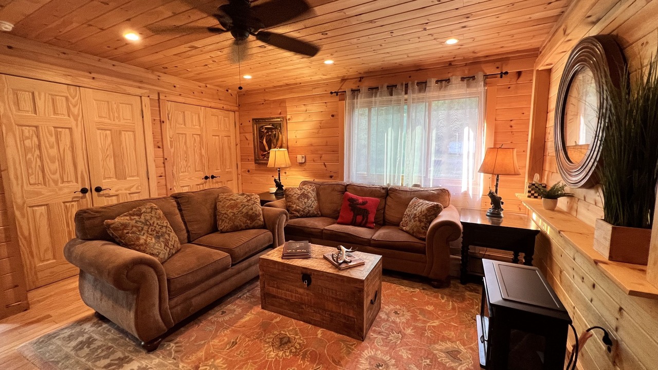 Photo of Livingroom in Town of Webb