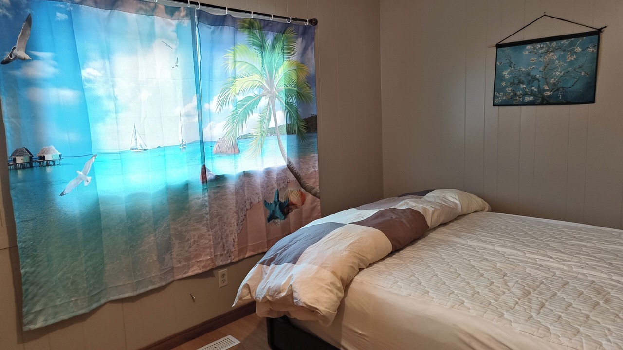 Photo of Bedroom in Tobermory