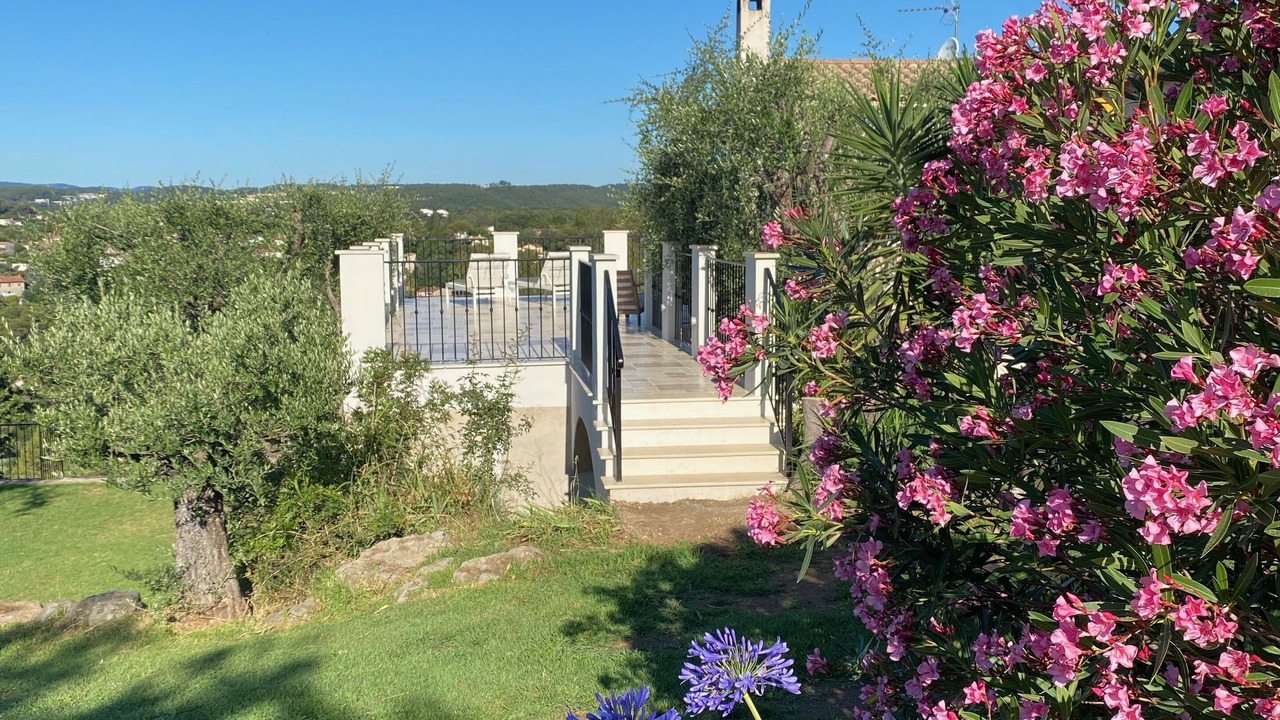 Photo of Outdoor in Biot