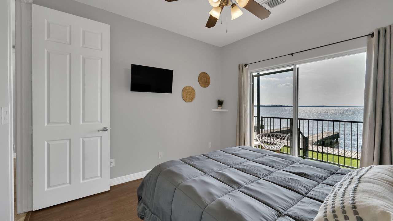 Photo of Bedroom in Seven Coves