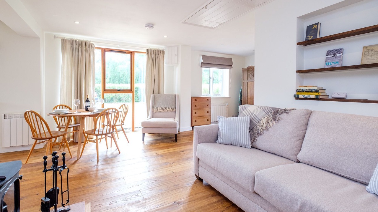 Photo of Livingroom in Woodbridge