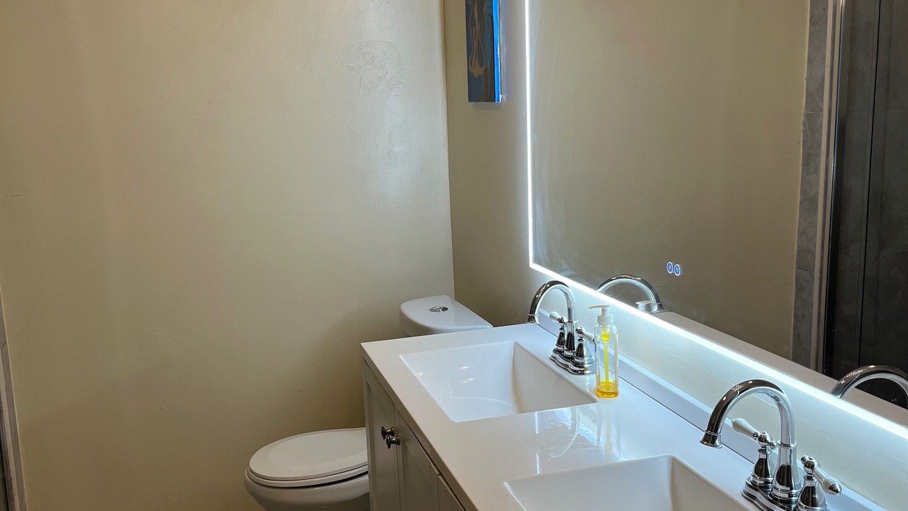 Photo of Bathroom in Lithonia
