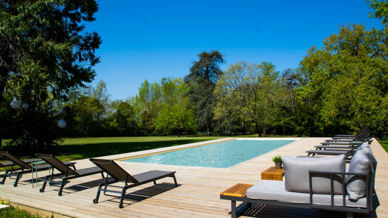 Photo of Outdoor in Flourens