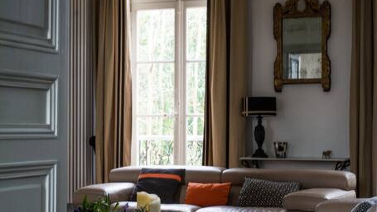 Photo of Livingroom in Flourens