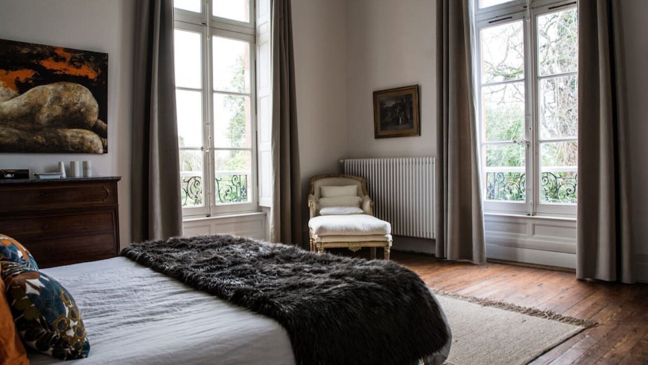 Photo of Bedroom in Flourens