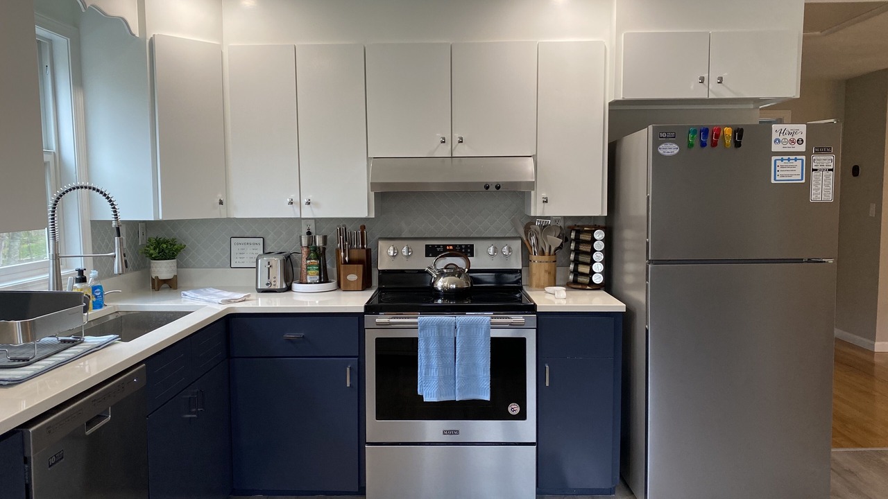 Photo of Kitchen in Old Mystic