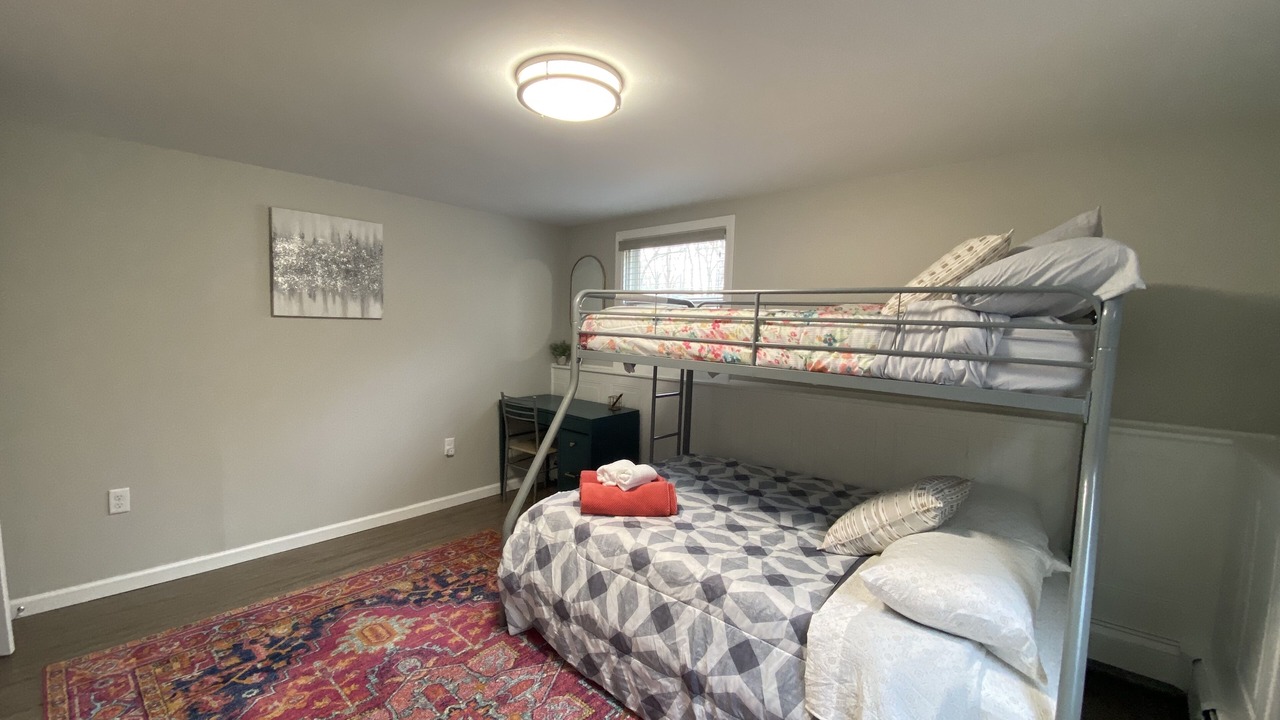 Photo of Bedroom in Old Mystic