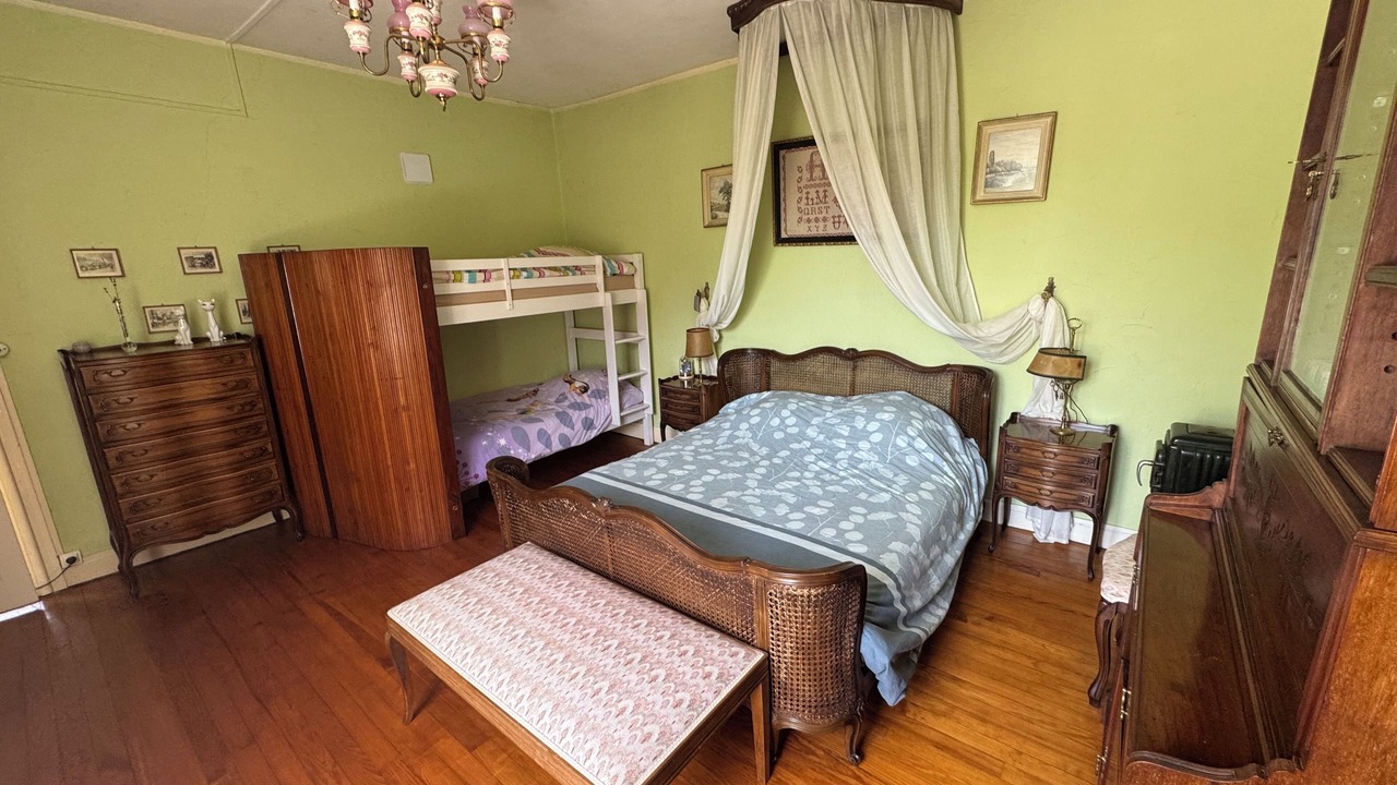 Photo of Bedroom in Brery
