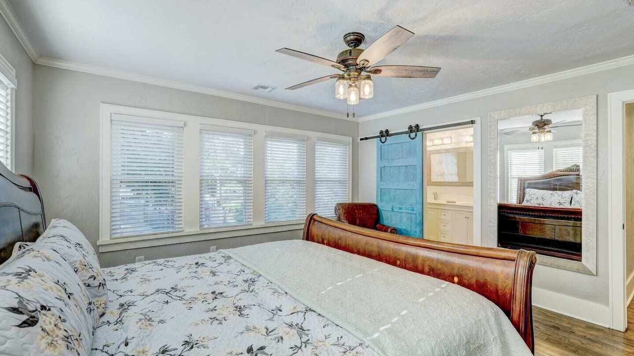 Photo of Bedroom in Lincoln Terrace