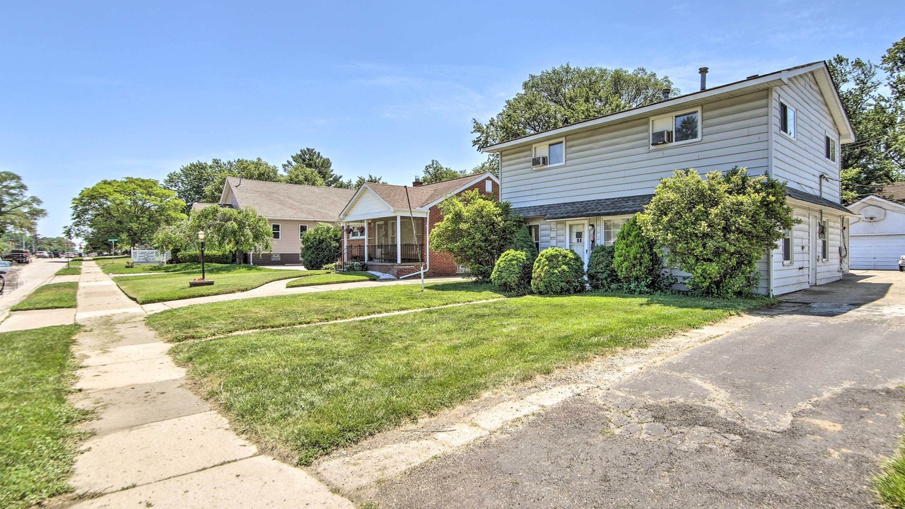 Photo of Outdoor in Royal Oak