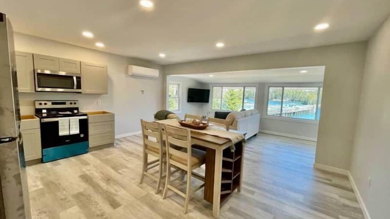 Photo of Others in Steuben