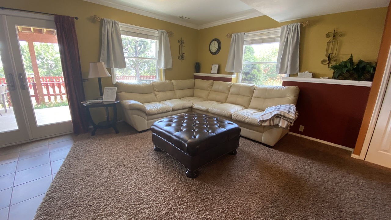 Photo of Livingroom in Briargate
