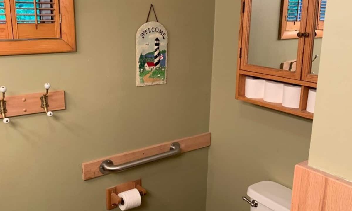 Photo of Bathroom in Cheboygan