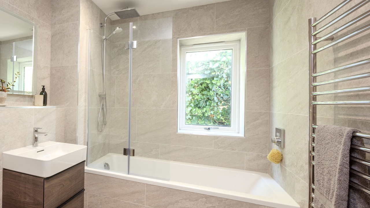 Photo of Bathroom in Cawsand